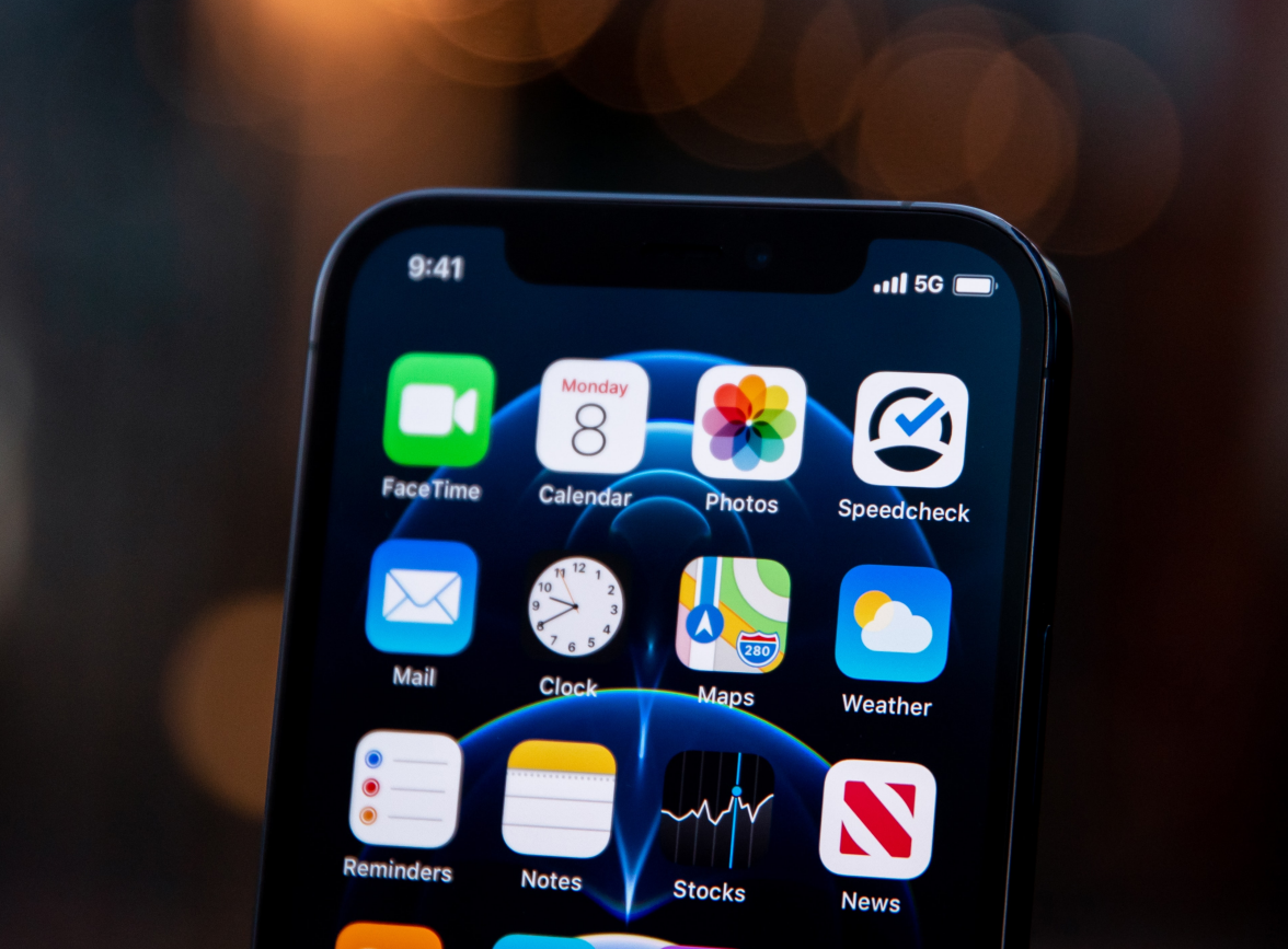 澄城苹果手机维修分享为什么 iPhone 12 在冬季会自动关机 